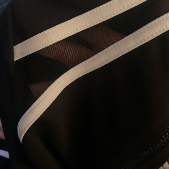 Black one piece romper outfit - Picture 9 of 10